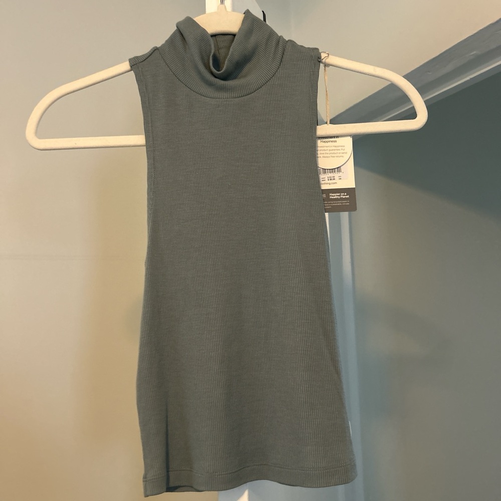 Vuori Sleeveless Mock Neck Tank Top - Blue Gray